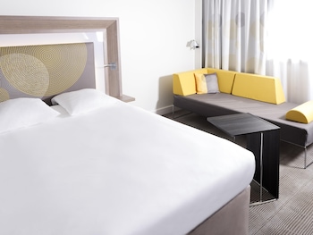 Superior Room, 1 Queen Bed