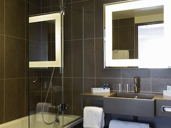 Superior Room, 1 Queen Bed with Sofa bed