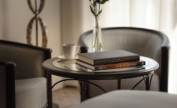 Family Room (Deluxe)