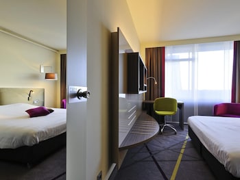 Privilege, Room, 2 Twin Beds