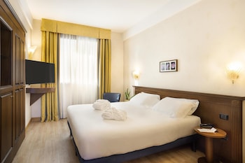Superior Room, 1 Queen Bed, Non Smoking