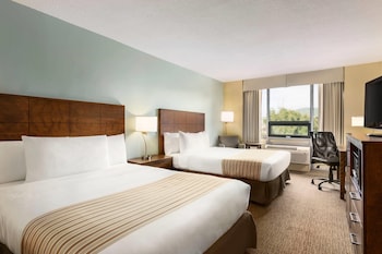 Room, 2 Queen Beds, Non Smoking