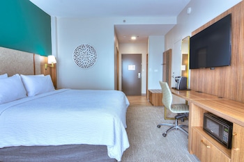 Standard Room, 1 King Bed