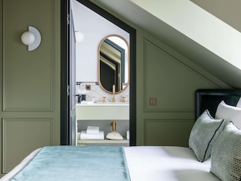 Signature Suite, 1 King Bed