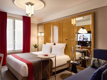 Deluxe Room, 1 Queen Bed