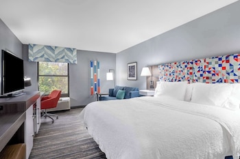 Deluxe Room, 1 King Bed with Sofa bed, Microwave