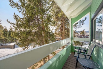 Suite, Multiple Beds, Non Smoking, Balcony