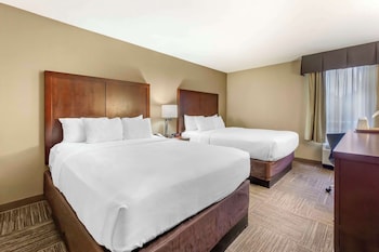 Room, 2 Queen Beds, Non Smoking