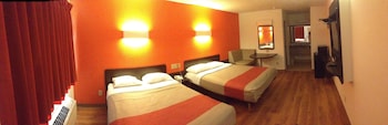 Standard Room, Multiple Beds, Non Smoking