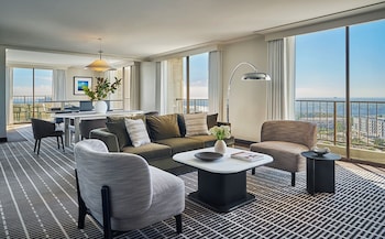 Island Two Bedroom Queen Suite