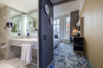Premium Room, Canal View