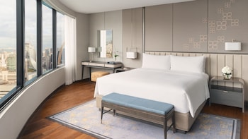 Junior Suite, 1 King Bed