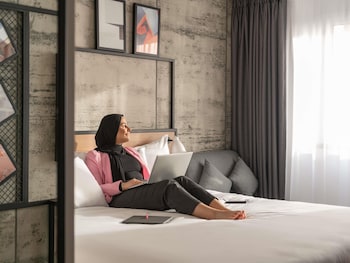 Superior Room, 1 King Bed with Sofa bed (Family Room Newly Refurbished)