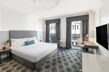 Savoy Room King or Twin