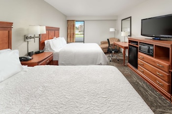 Two Queen Beds, Non-Smoking
