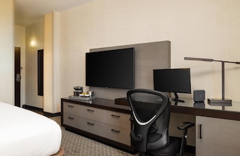 Room, 1 King Bed (Built For Work)