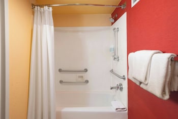 Room, 1 King Bed with Sofa bed (Mobility/Hearing Accessible, Tub)