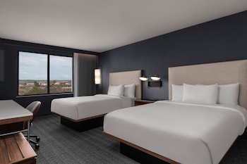 Room, 2 Queen Beds (Mobility/Hearing Accessible, Tub)