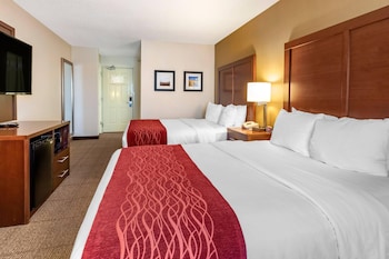 Standard Room, 2 Queen Beds, Non Smoking