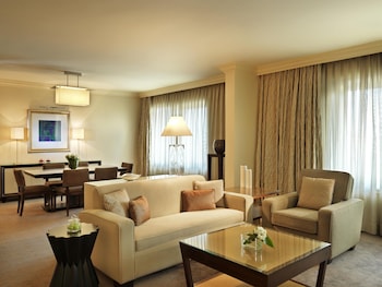 Grand, Executive Suite, 1 King Bed