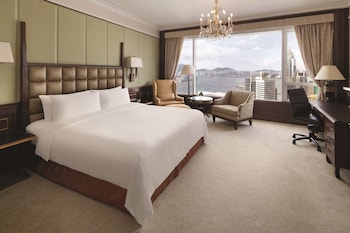 Deluxe Harbour View King