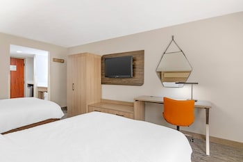 Standard Room, 2 Double Beds, Non Smoking