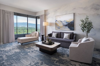 Panoramic Suite, 1 Bedroom, Mountain View