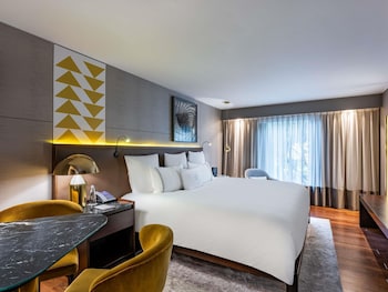 Luxury Room, 1 King Bed