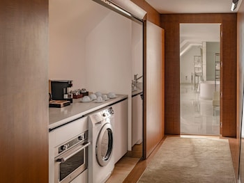 Penthouse Suite