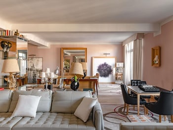 Royal Monceau Suite