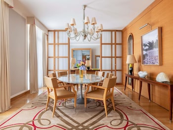 Katara Presidential Suite