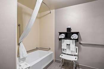 Room, 1 Queen Bed, Accessible, Non Smoking (Accessible Tub)
