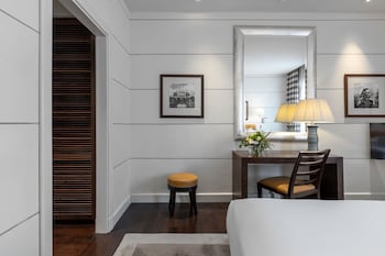 Gallery Prestige Room