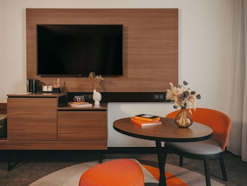 Executive Double Room, 1 Queen Bed with Sofa bed (Eiffel Tower View)