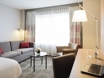 Superior Room, 1 King Bed with Sofa bed