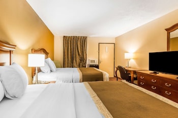 Standard Room, 2 Queen Beds, Non Smoking
