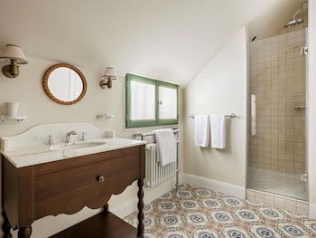 LA FERME - Cottage Room, 1 King bed