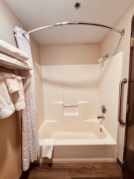Studio Suite, 1 King Bed, Non Smoking