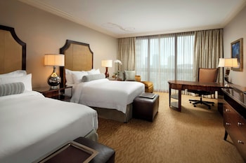 Royal Suite, 1 King Bed, Non Smoking, Fireplace