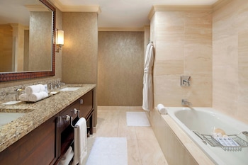 Suite, 1 Bedroom, Corner