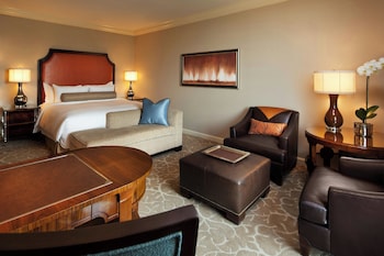 Deluxe Room, 1 King Bed, Non Smoking