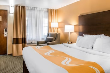 Standard Room, 1 King Bed, Non Smoking