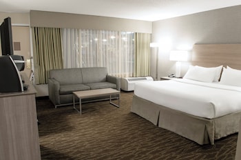 Standard Room, 1 King Bed, Mobility Accessible (Communications)