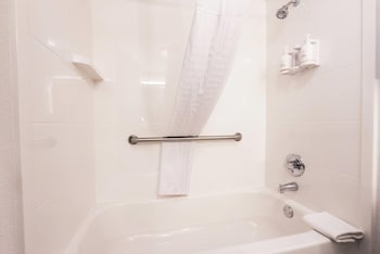 Room, 2 Double Beds, Accessible, Non Smoking (Mobility/Hearing Accessible)