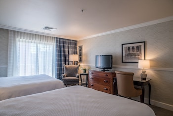 Superior Room, 2 Queen Beds