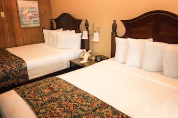 Standard Room, 2 Queen Beds