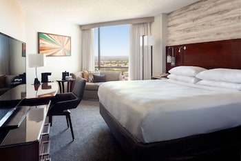 Room, 1 King Bed (Hearing Accessible)