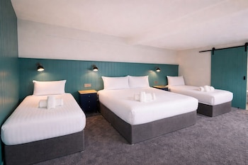 Family Quadruple Room, Multiple Beds