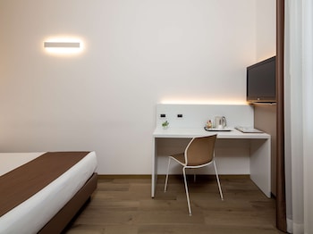 Business Room, 1 Large Twin Bed