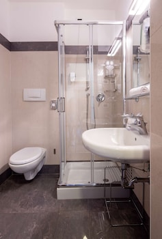 Business Room, 1 Queen Bed